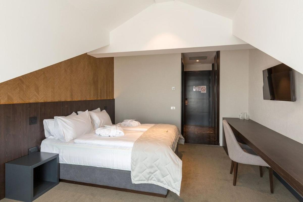 Hotel Crni Vrh Divčibare Quarto foto